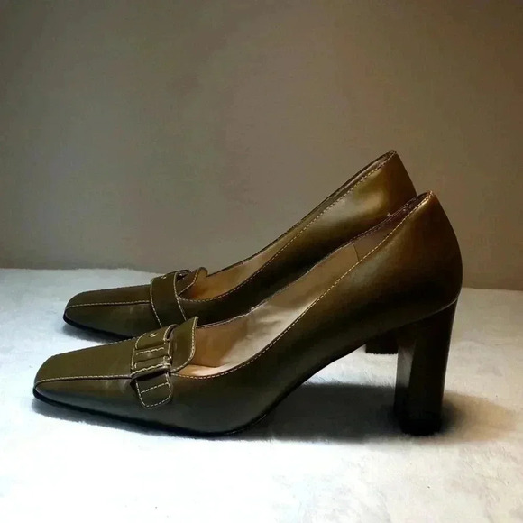 ANNE KLEIN Leather upper pump - Picture 3 of 10